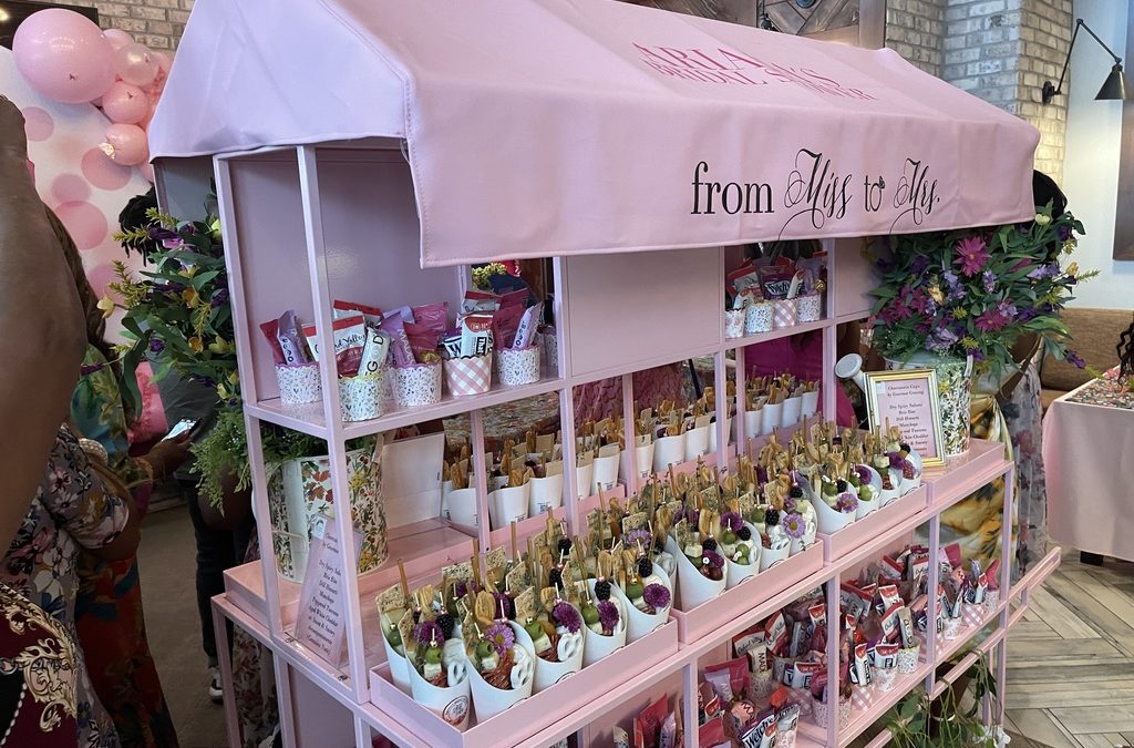 Customized Cart – Dessert Bridal Shower